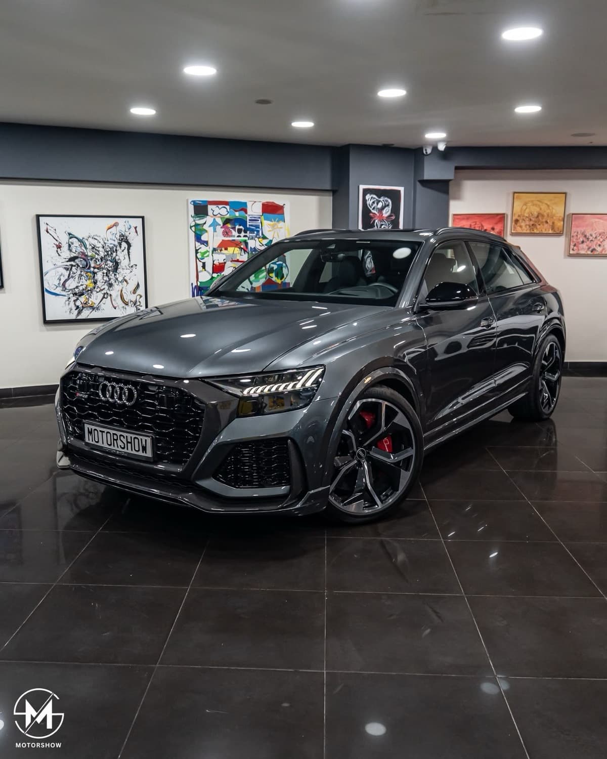Audi RSQ8