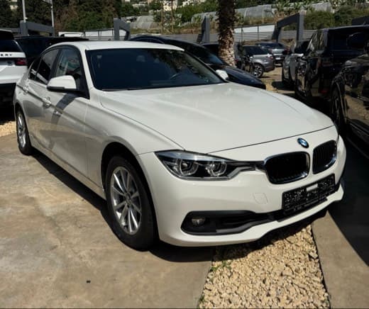 BMW 320i