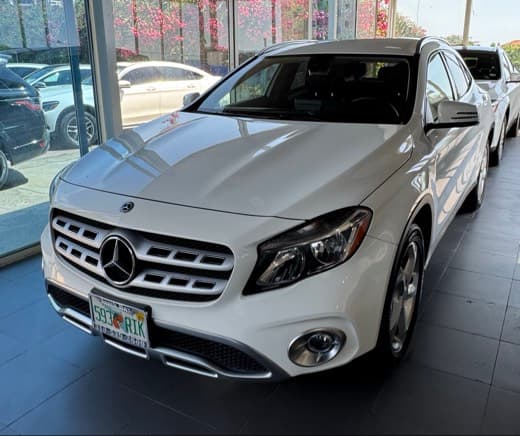 Mercedes-Benz GLA250 4matic