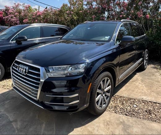 Audi Q7 quattro