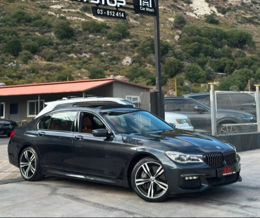 BMW 750i