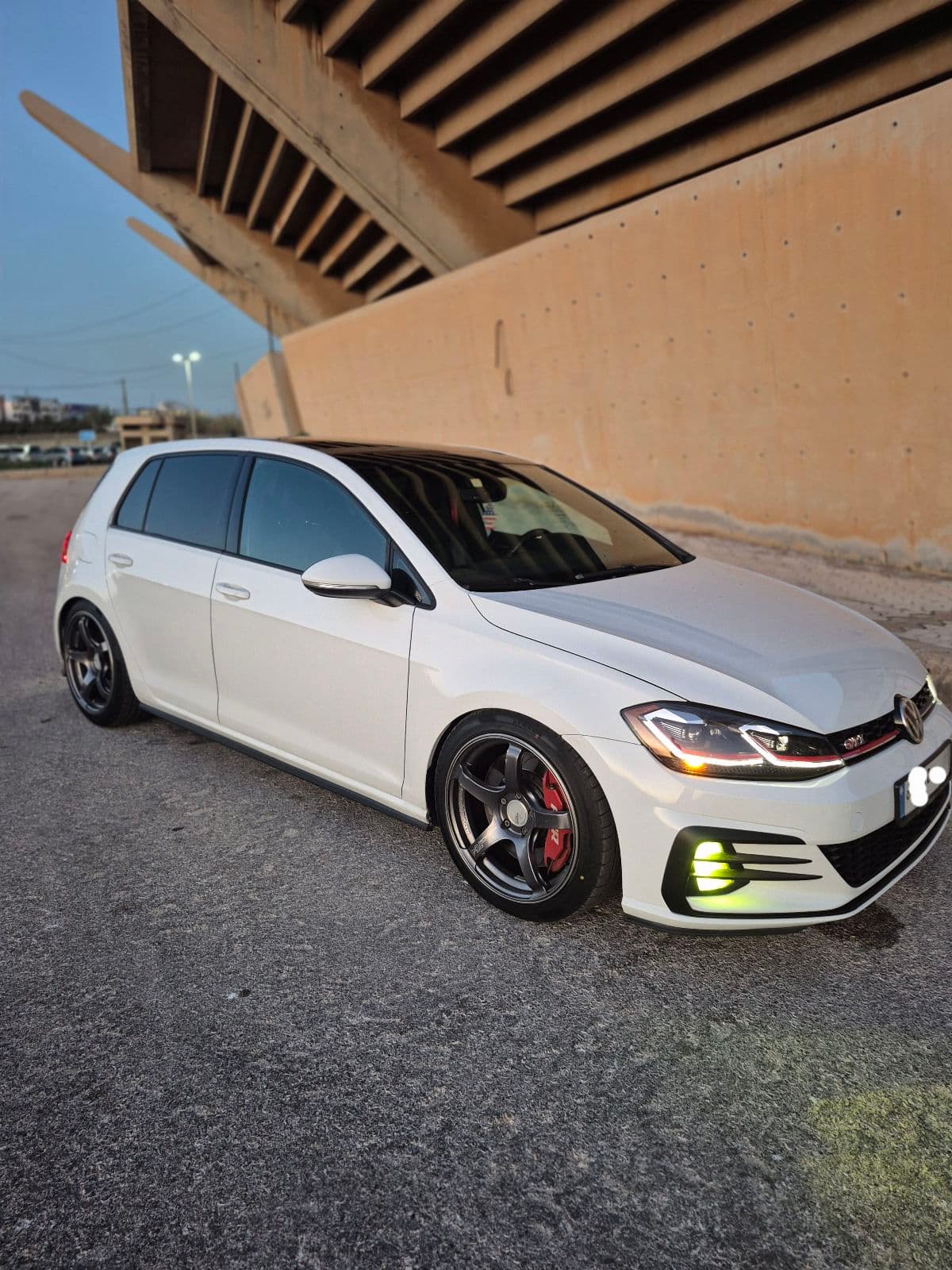 Volkswagen Golf GTI