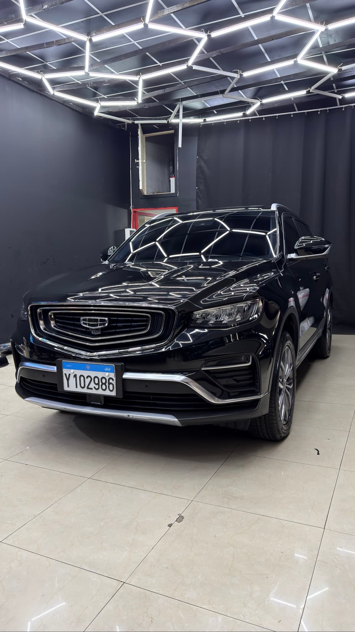 Geely Azkarra