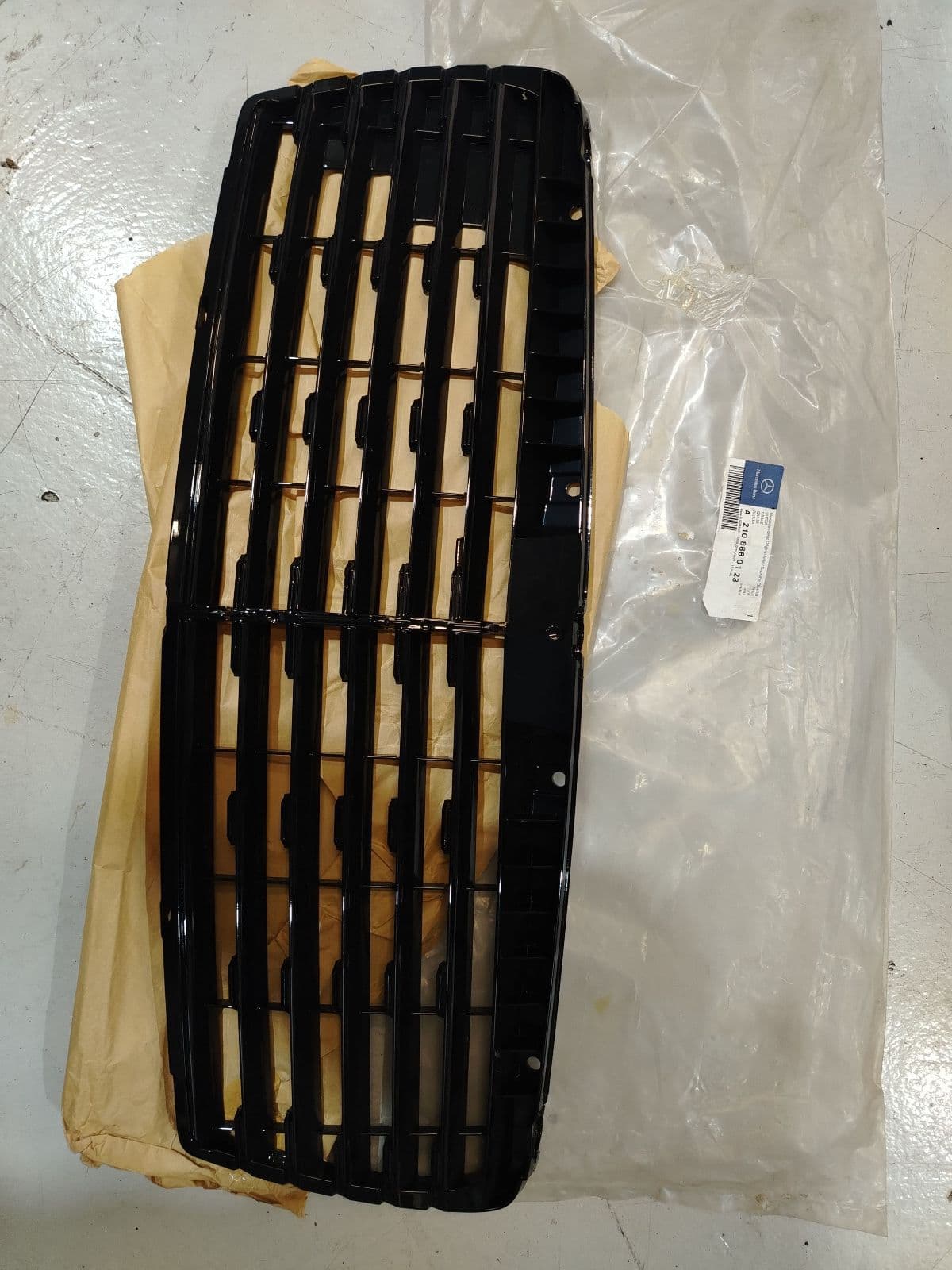 W210 New Original Grill
