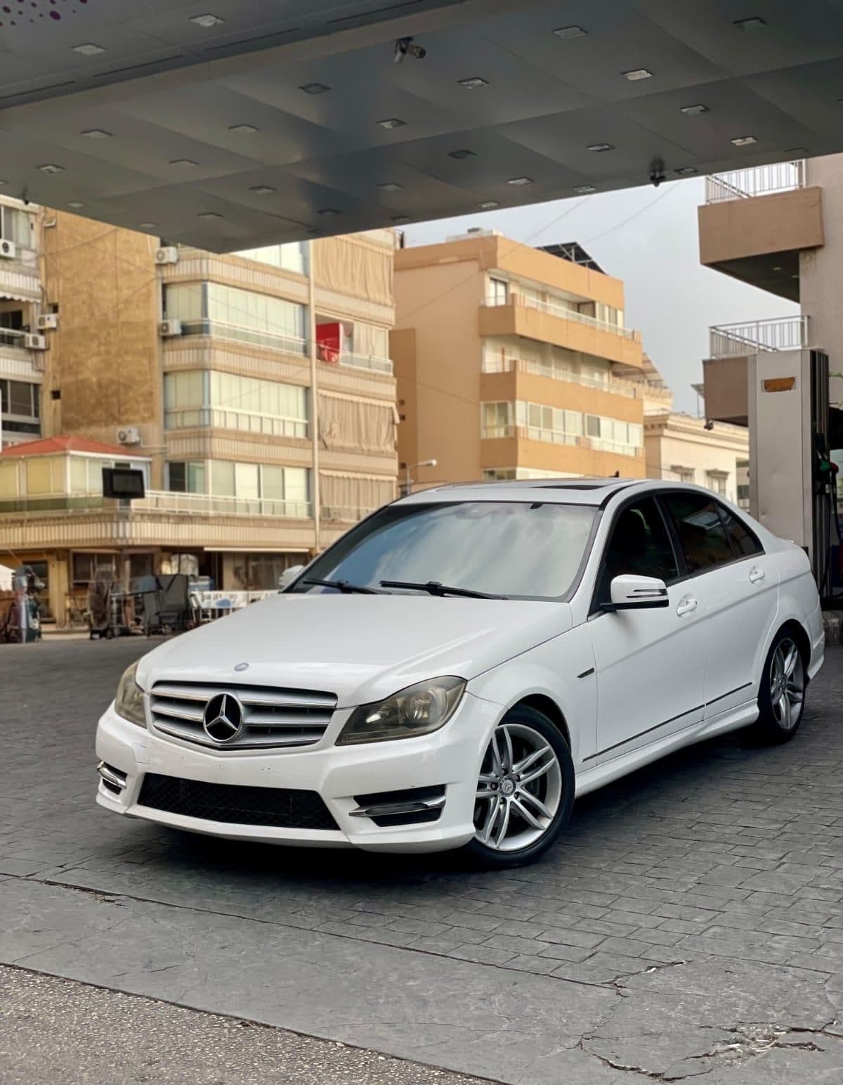 Mercedes-Benz C300 4MATIC