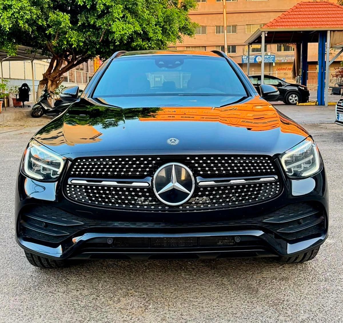 Mercedes-Benz AMG-Line Night Package