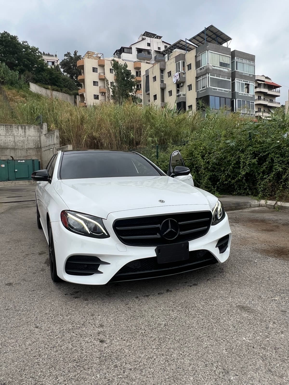 Mercedes-Benz E 300 4MATIC