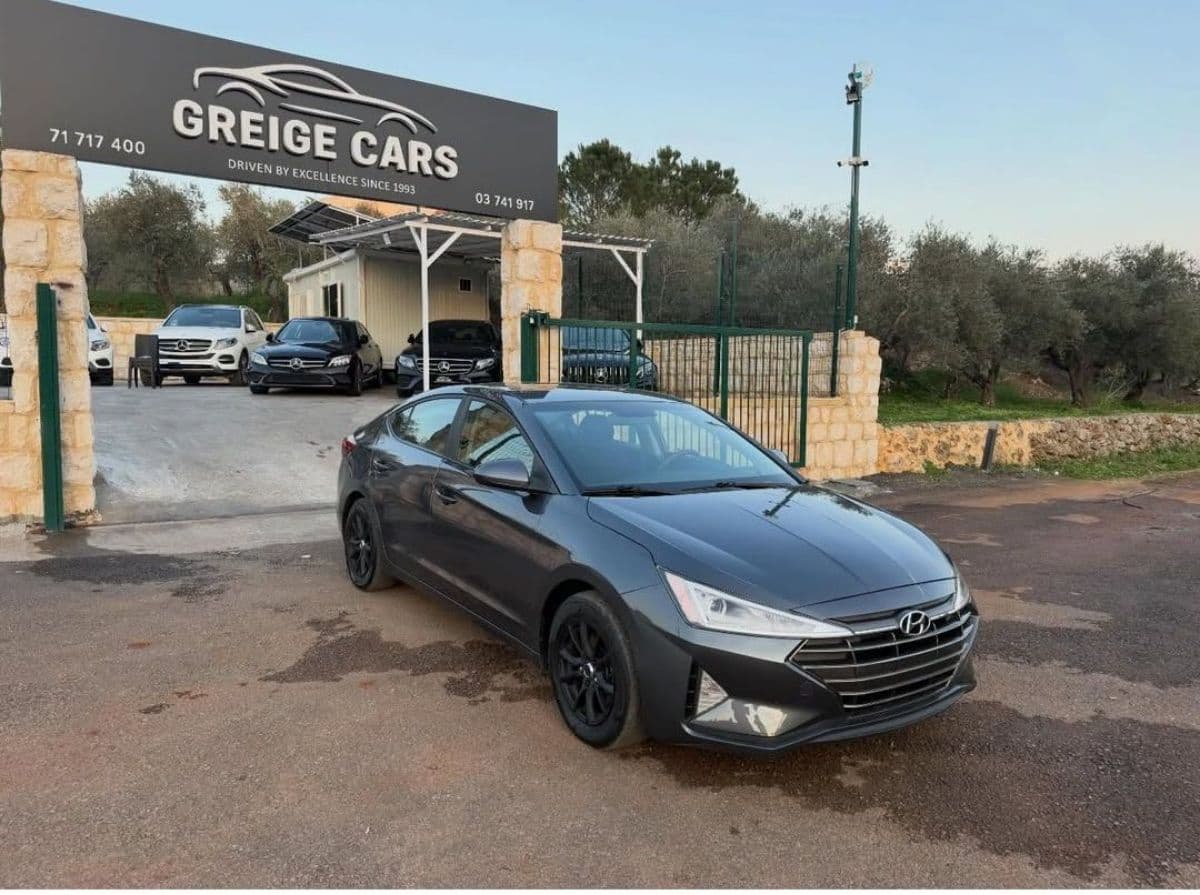 2019 Hyundai Elantra SE