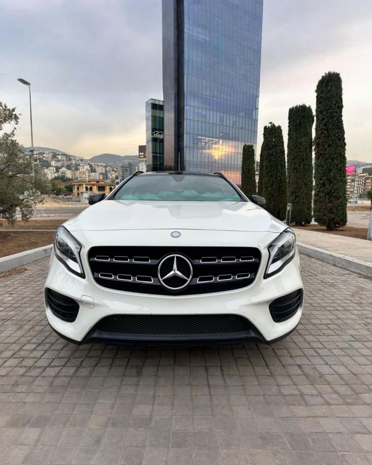 Mercedes-Benz GLA250 4matic Edition