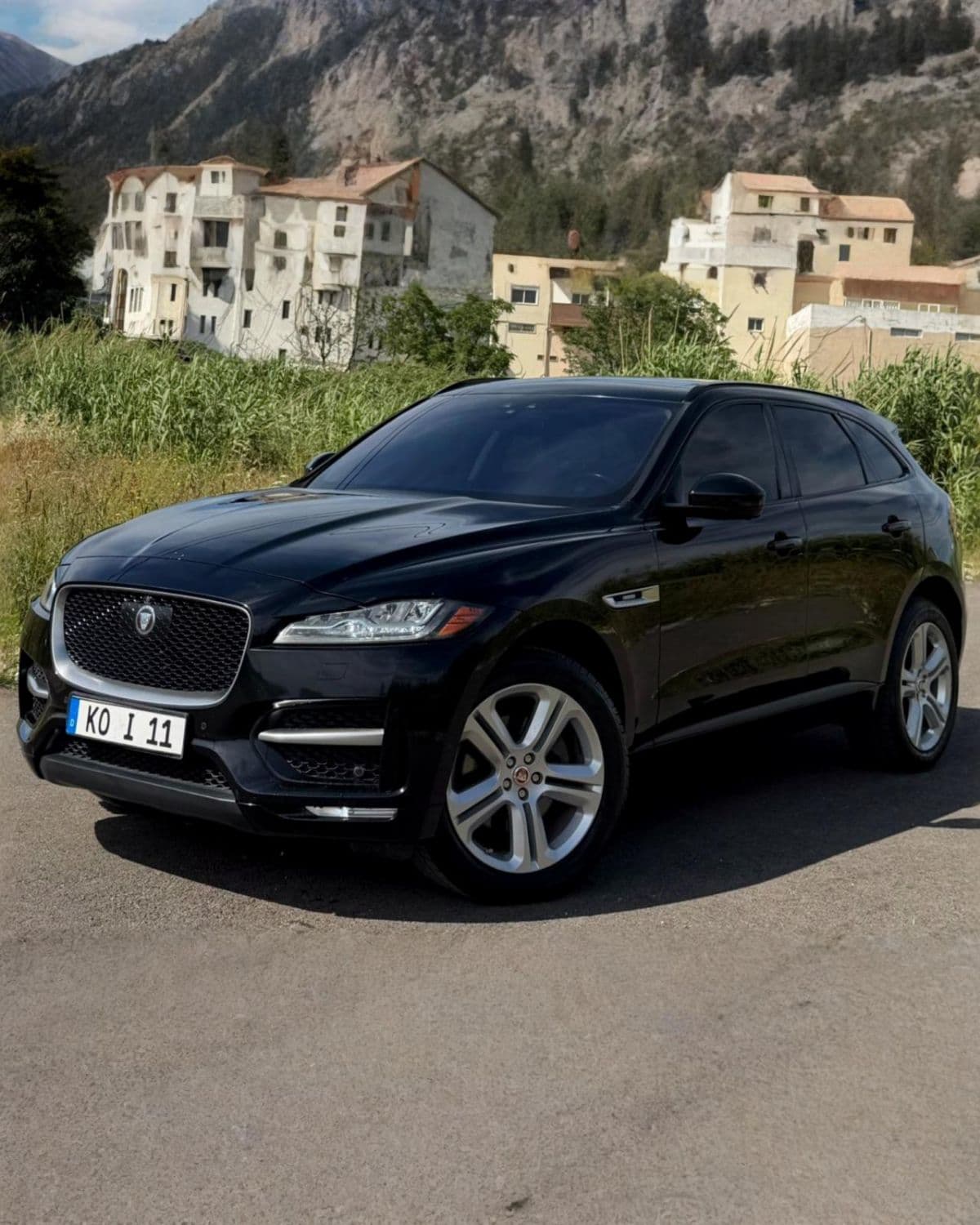 Jaguar F-PACE R Sport