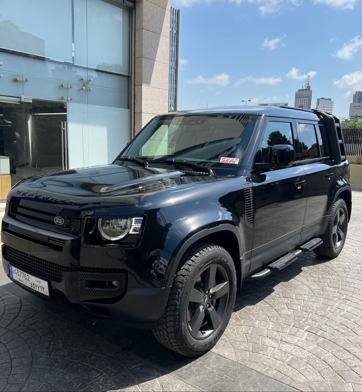 Land Rover Defender 110