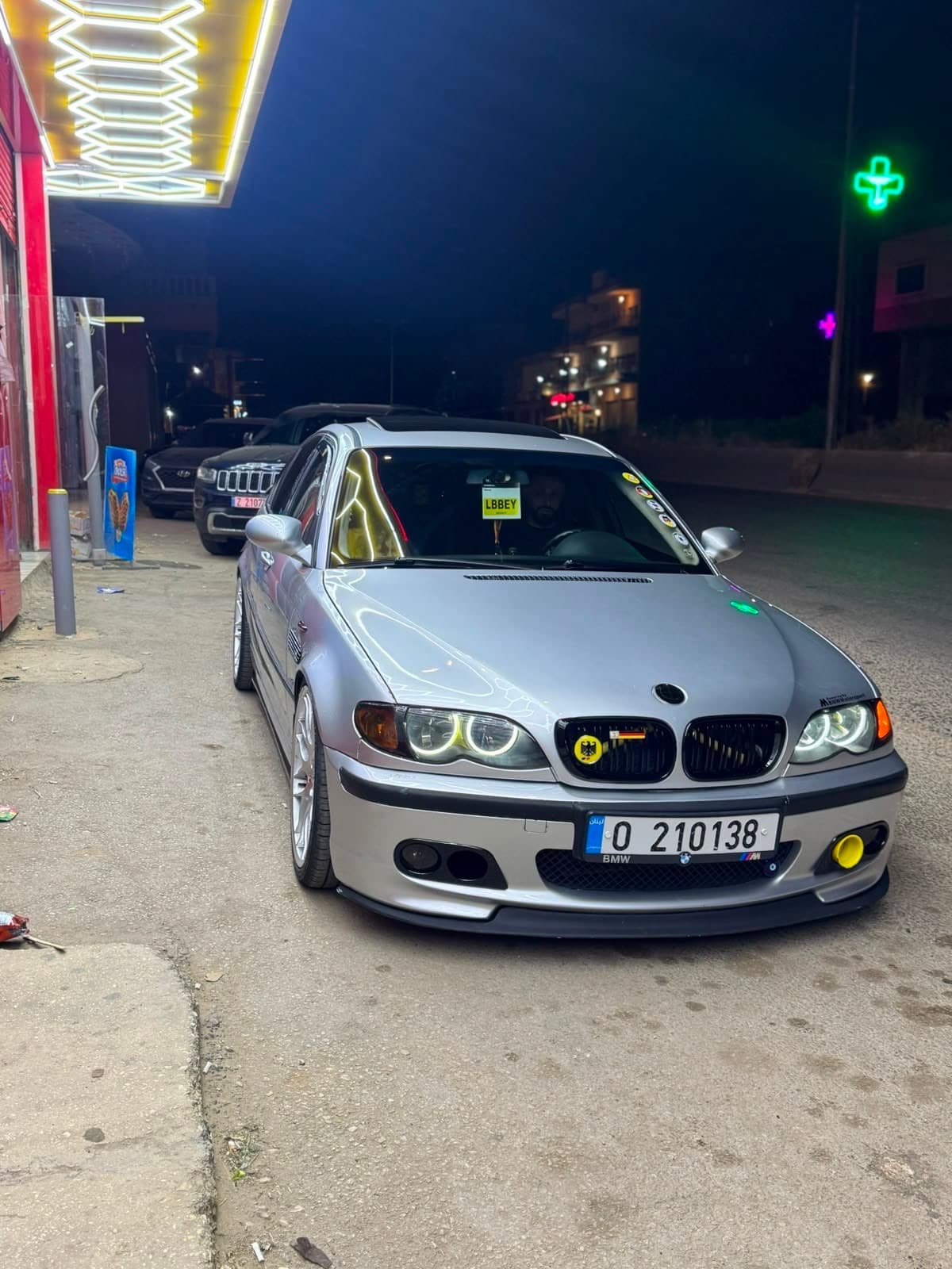 BMW 325i