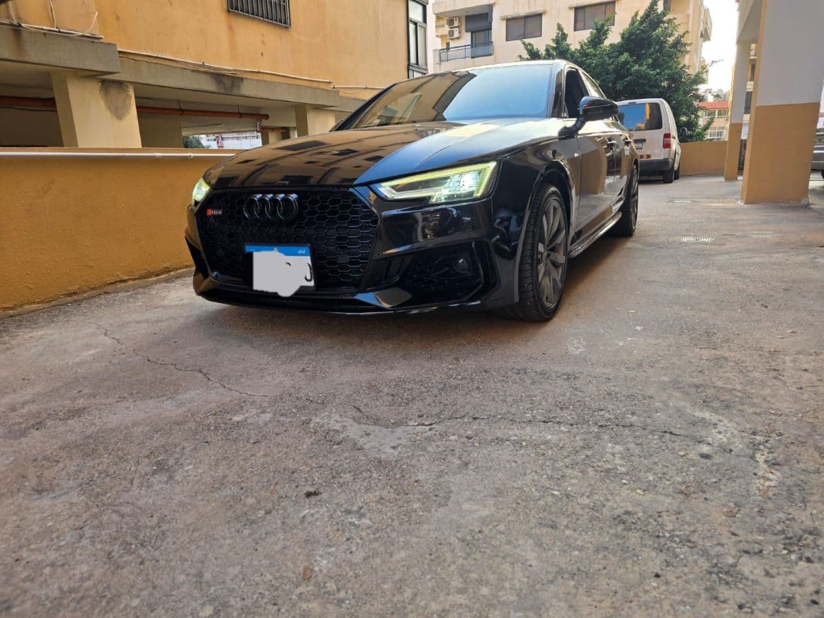 Audi A4