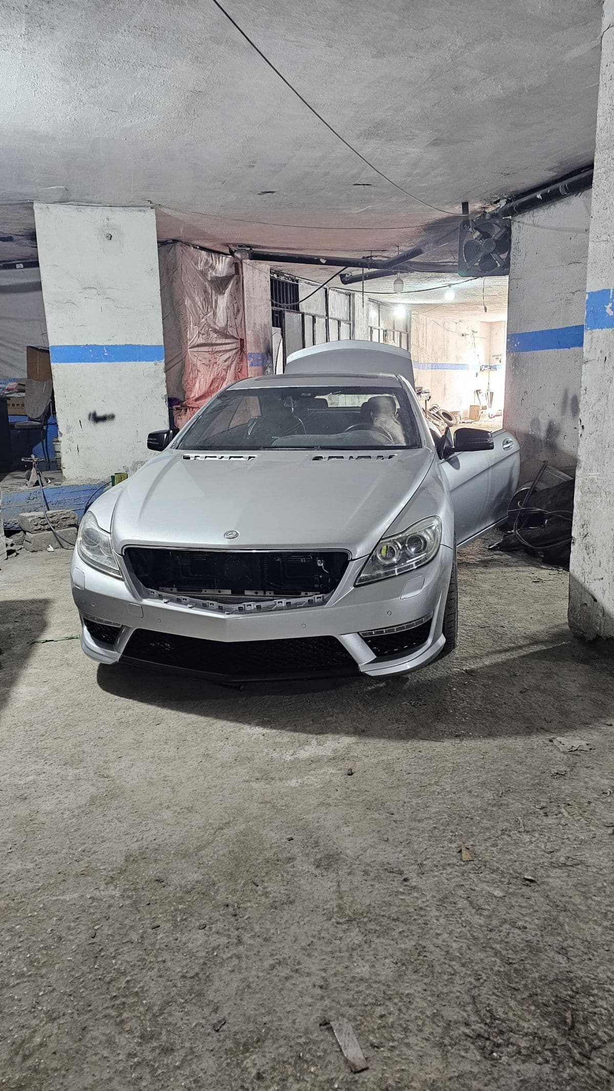 Mercedes-Benz CL63 AMG
