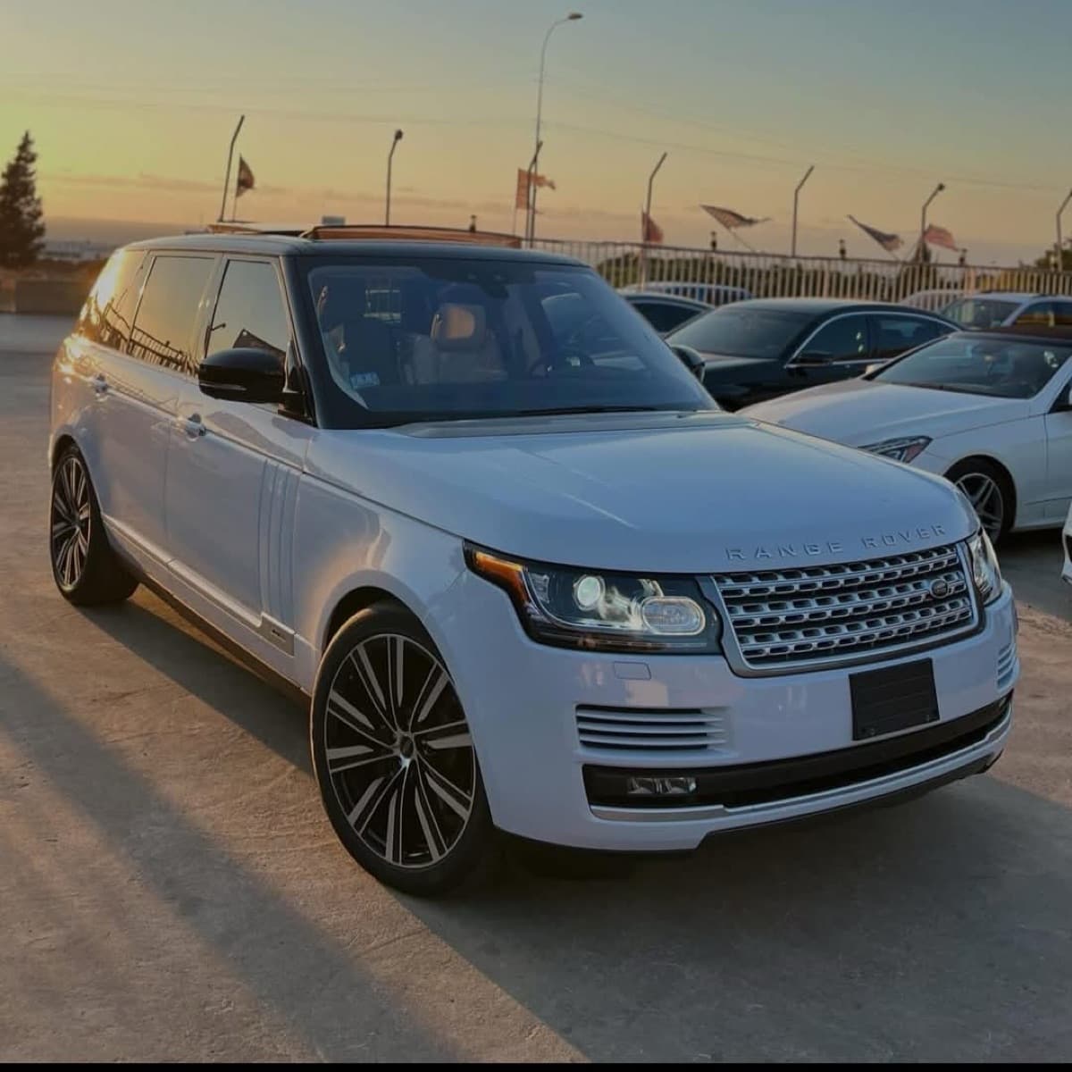 Range Rover Autobiography