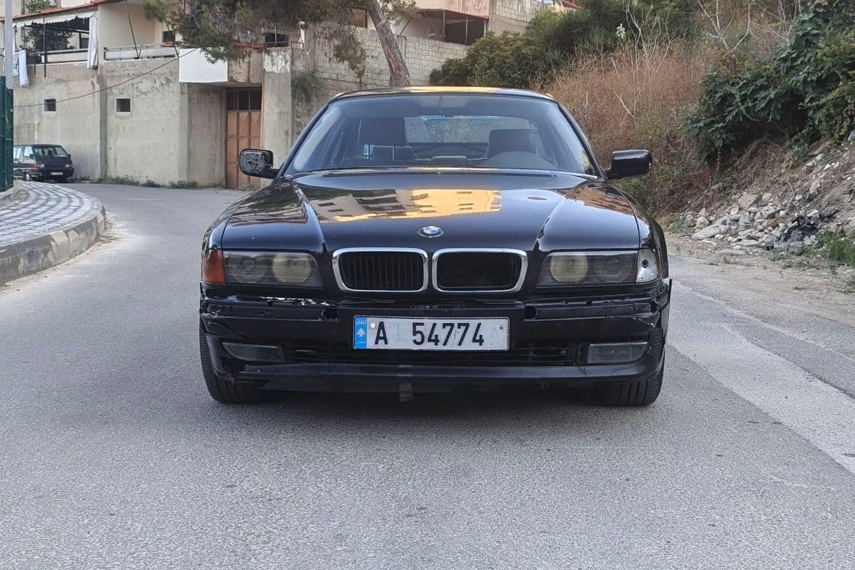 BMW 730i