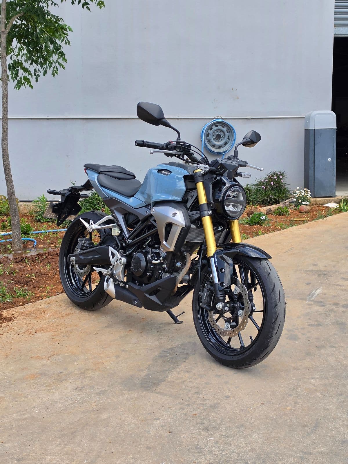 Honda CB150R
