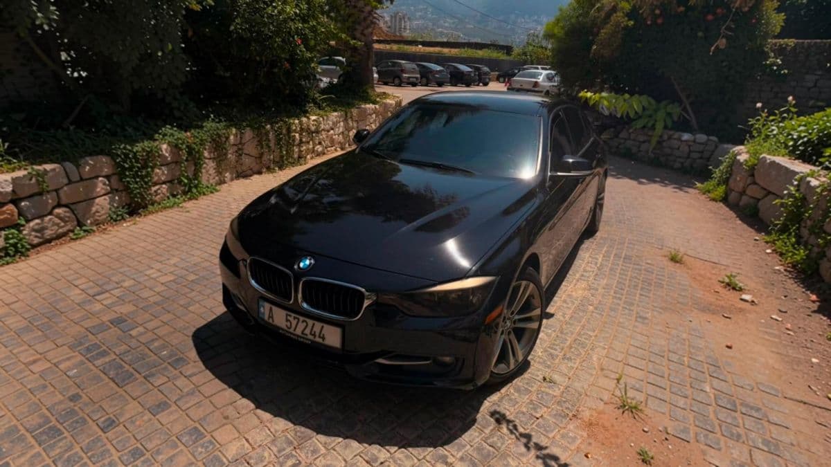 BMW 328i