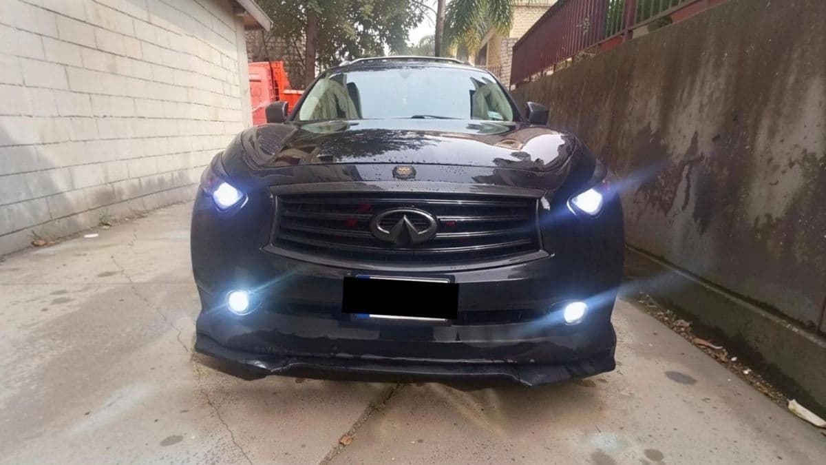 Infiniti FX35