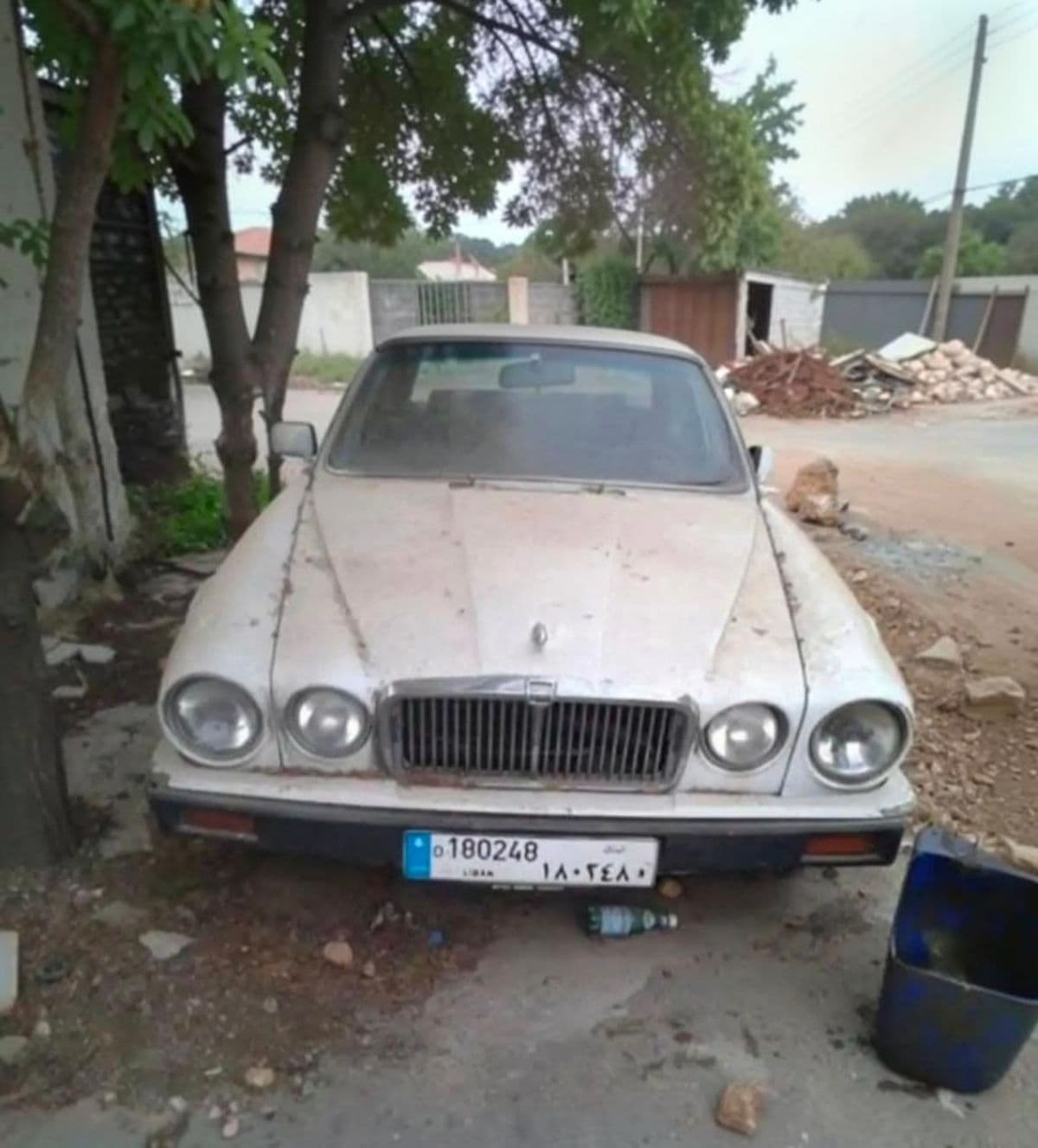 Jaguar XJ6