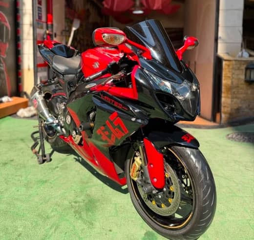 Suzuki GSX-S1000