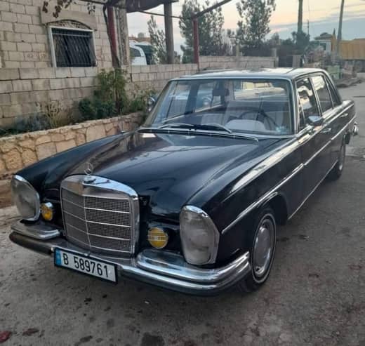Mercedes-Benz 250SE