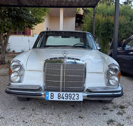 Mercedes-Benz 250SE (W108)