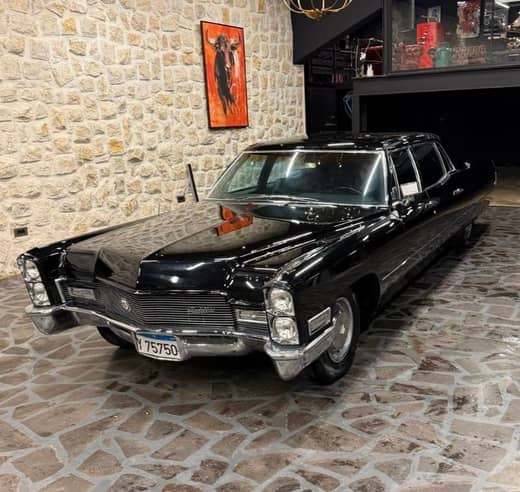 Cadillac Fleetwood 75 limousine