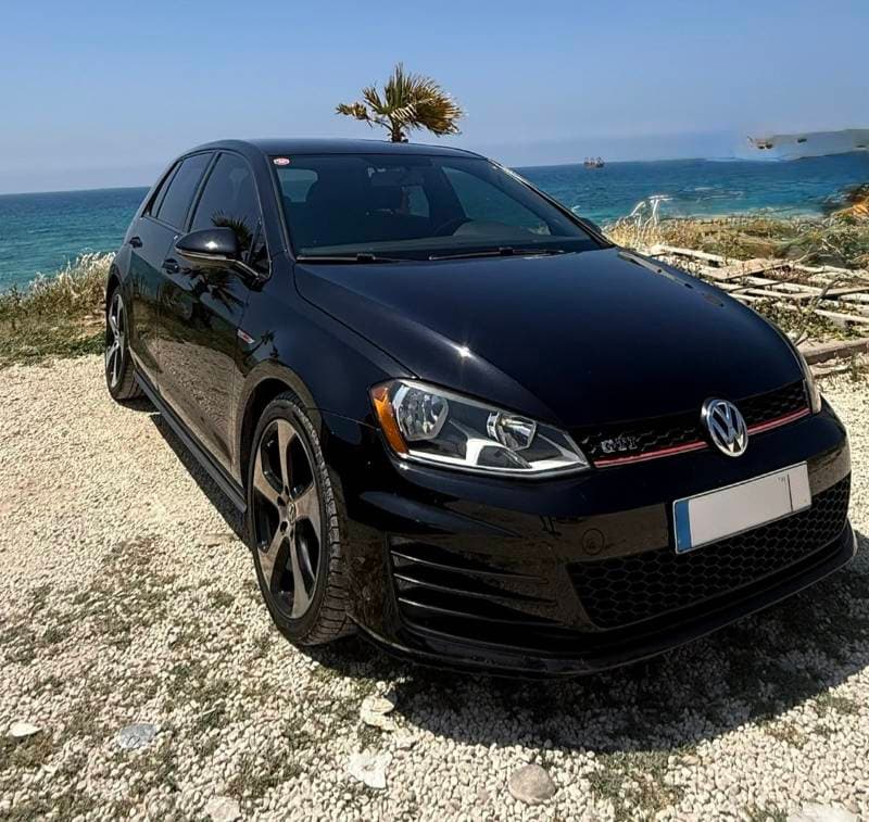 Volkswagen Golf GTI