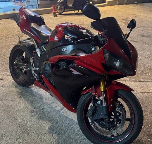 Yamaha YZF-R1