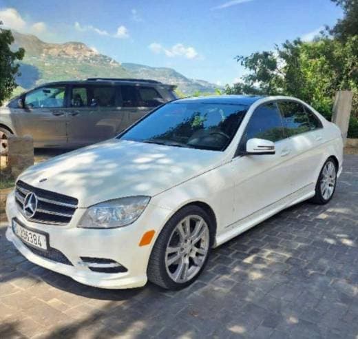 Mercedes-Benz C300