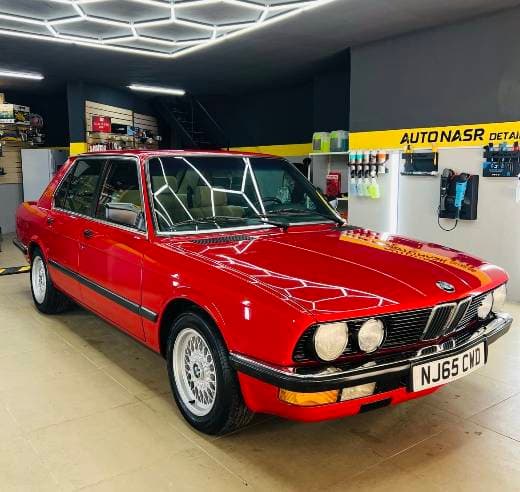 BMW 528i