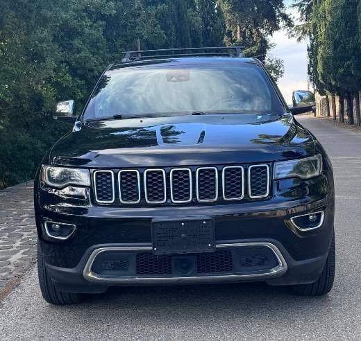 Jeep Grand Cherokee Limited Plus V8