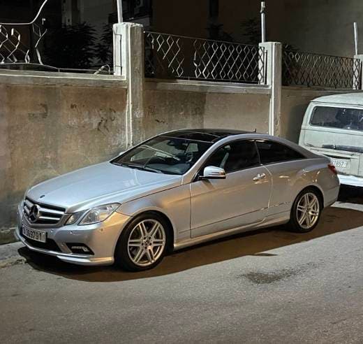 Mercedes-Benz E350 Coupe