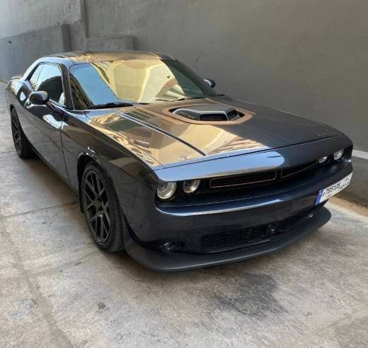 Dodge Challenger