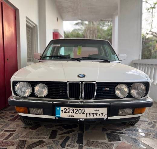 BMW 520i