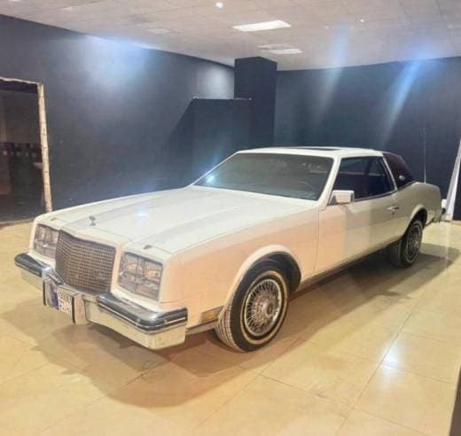 Buick Riviera V8