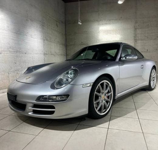 Porsche 911 Carrera