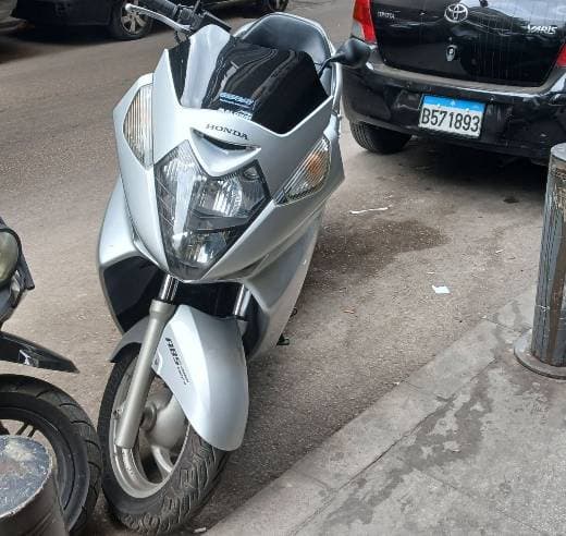 Honda Silver Wing 600cc