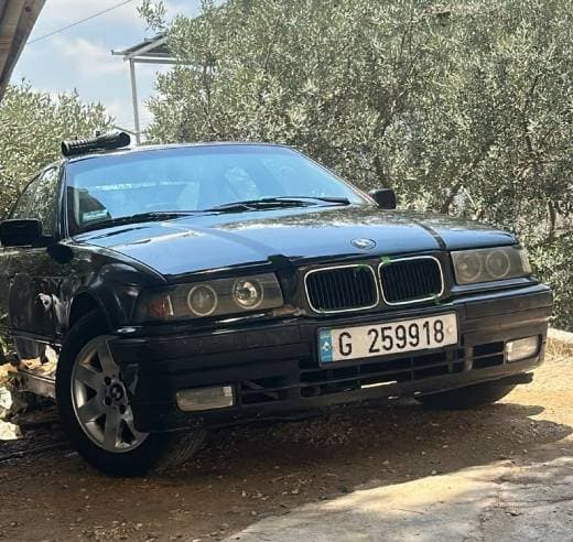 BMW 318i