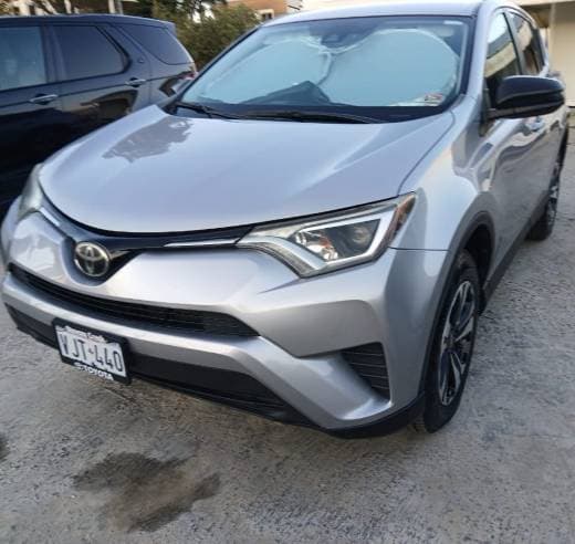 Toyota RAV4 LE