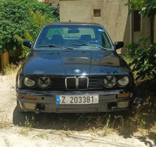BMW 325i E30