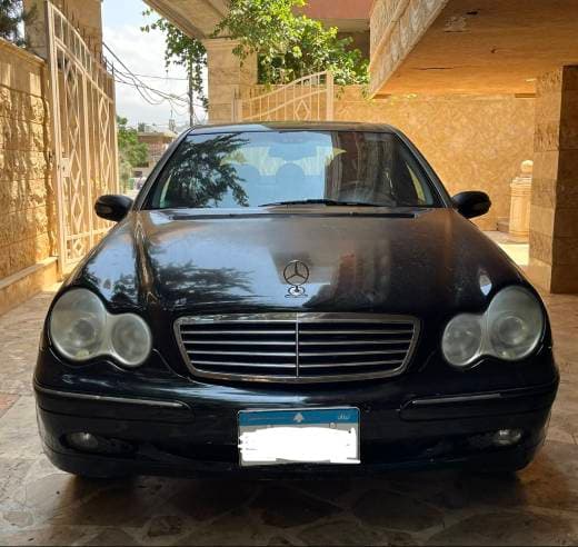 Mercedes-Benz C220