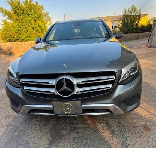 Mercedes-Benz GLC300 4MATIC