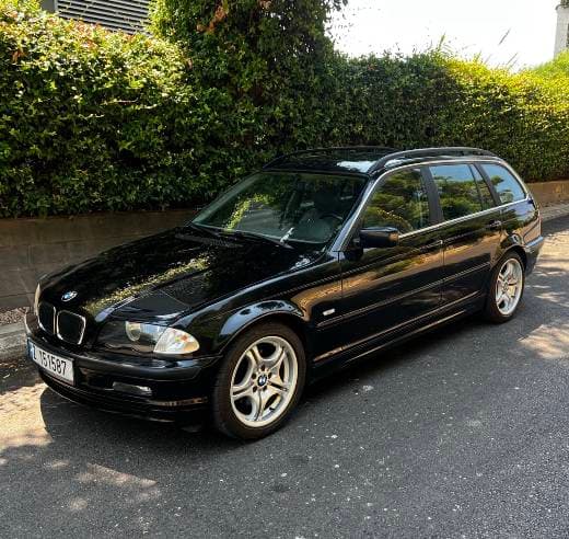 BMW 328i