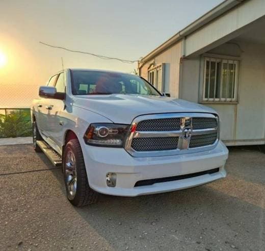 Dodge Ram 1500 V8 Limited Larami
