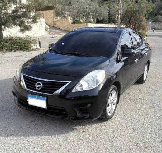 Nissan Versa
