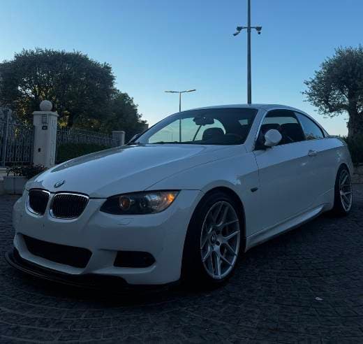 BMW 328i