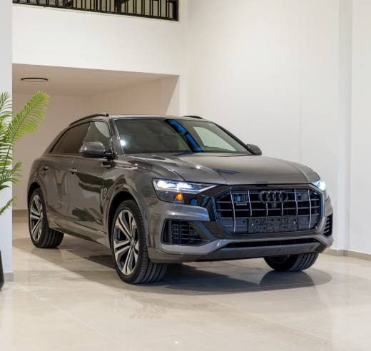 Audi Q8 Premium Plus