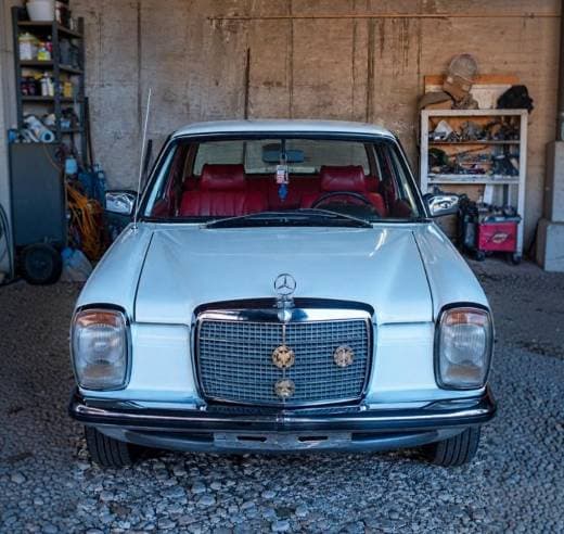 Mercedes-Benz 200